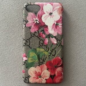 Gucci GG Blooms iPhone Case, New in Box, Retail $325
